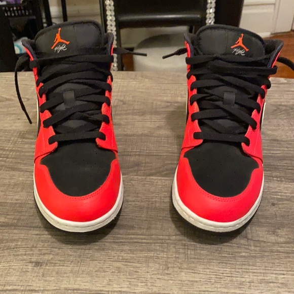 Jorden - Picture 1 of 3